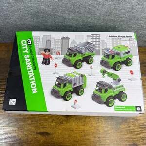 DIY Spatial Creativity City Sanitation Building Blocks Assembly Truck Toy Set